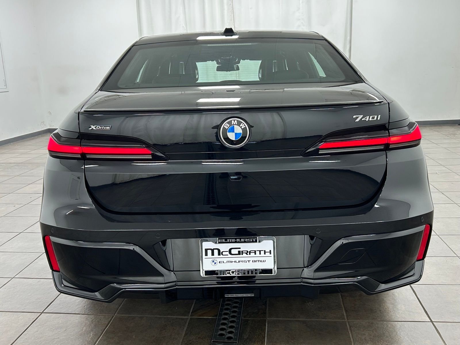 New 2026 Black Sapphire Metallic BMW 740i xDrive image 3