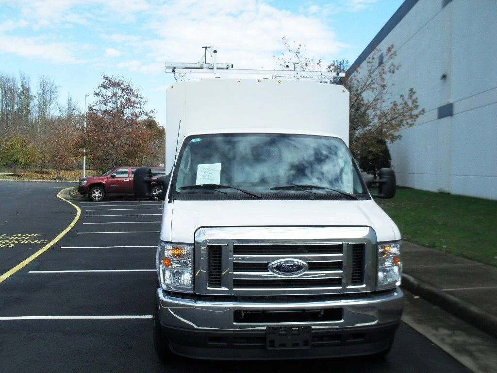2025 Ford E-Series SRW E-350 Super Duty 138 in WB's photo