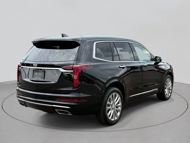 Used 2022 Stellar Black Metallic Cadillac Premium Luxury image 5