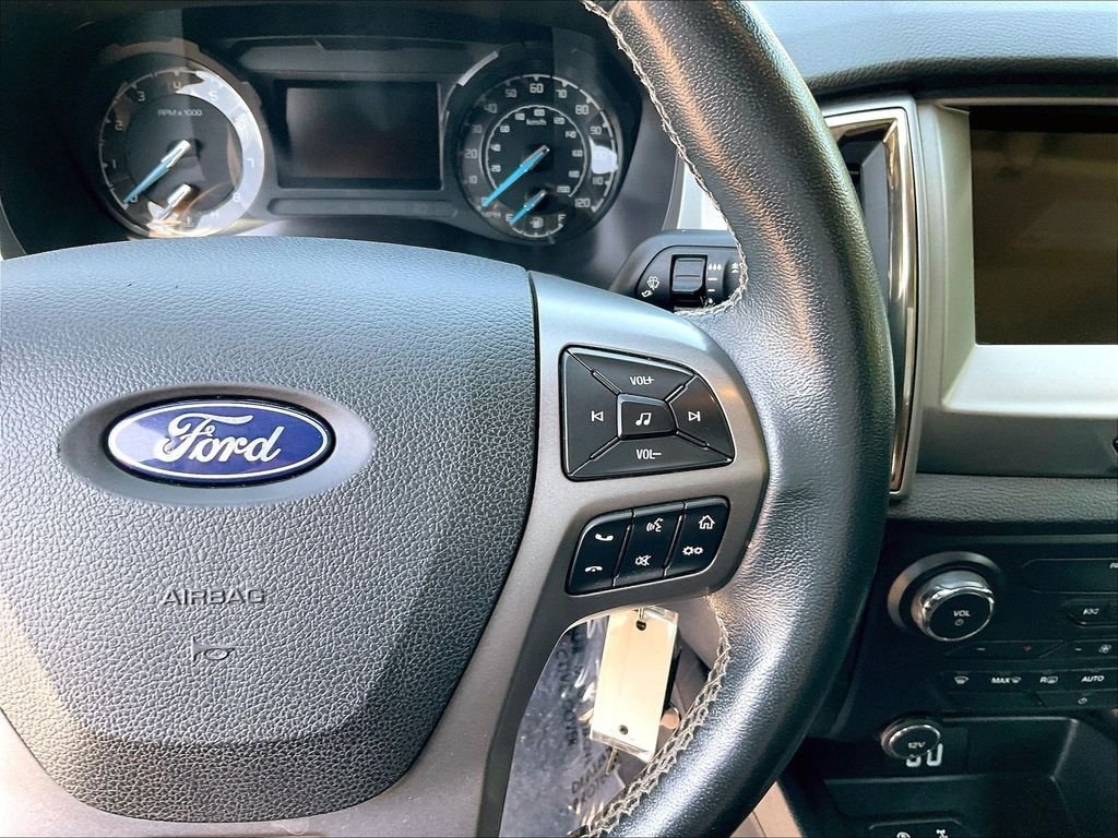 Used 2020 Black Ford XLT image 24