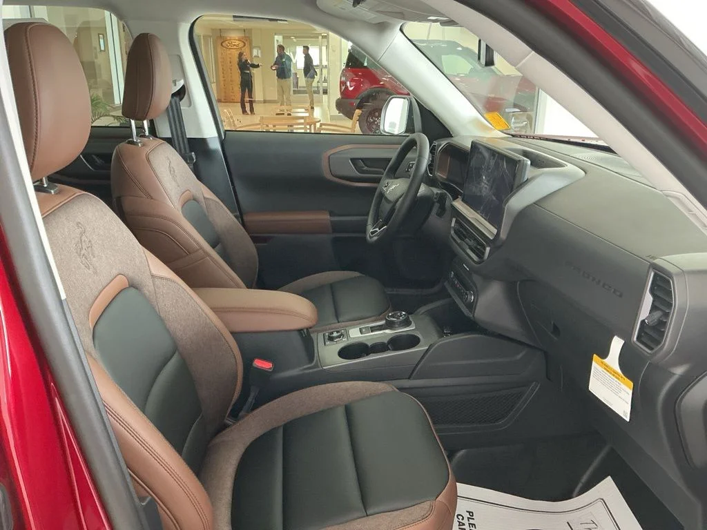 New 2026 Ruby Red Metallic Tinted Clearcoat Ford Outer Banks® image 26