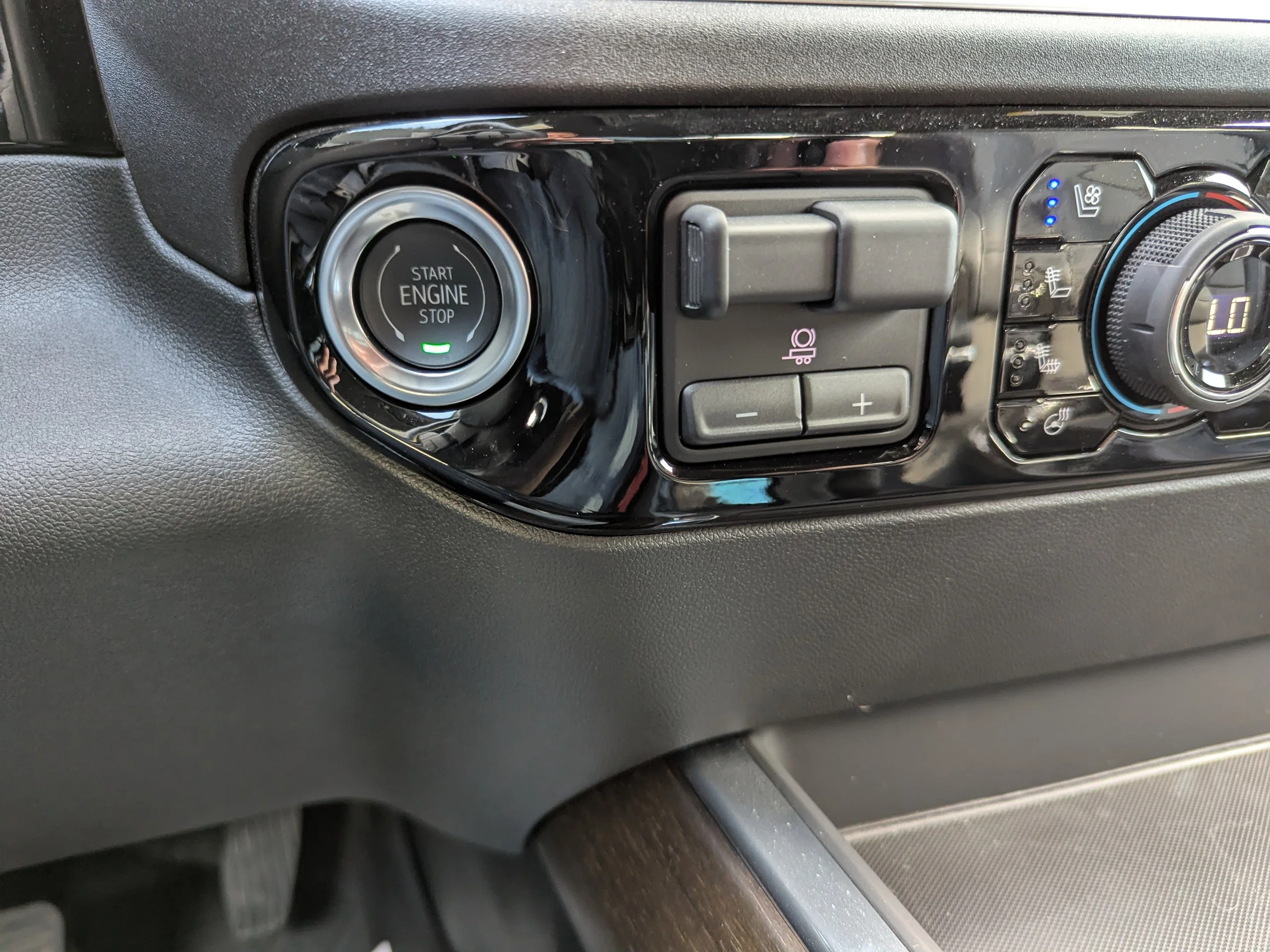 2025 Chevrolet Silverado 1500 High Country - Photo 18