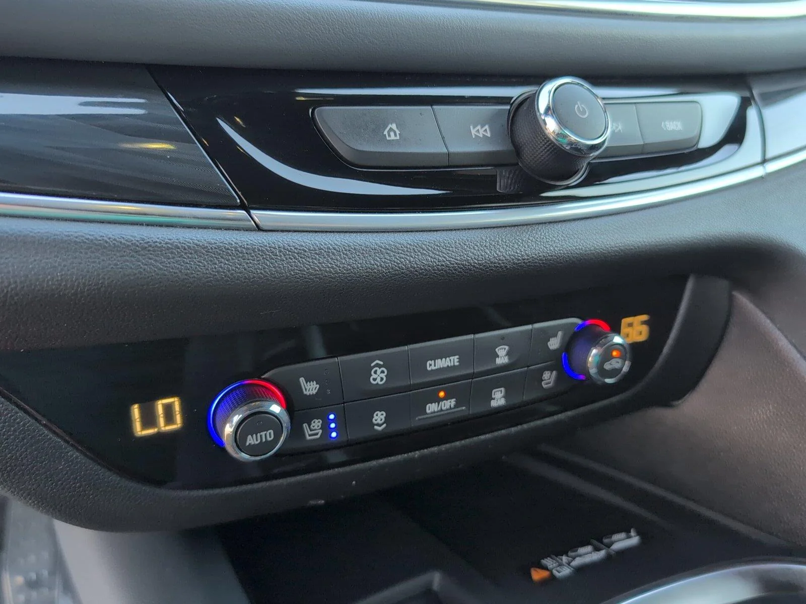 Used 2022 Quicksilver Metallic Buick Premium image 19