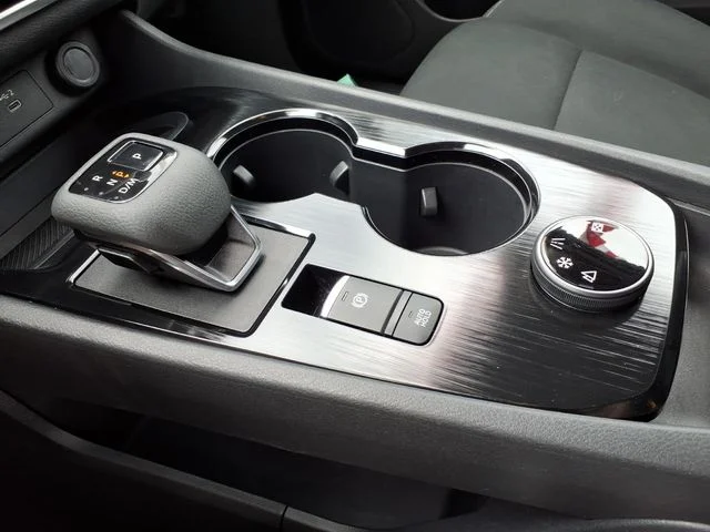 Used 2024 Gray Nissan S image 28