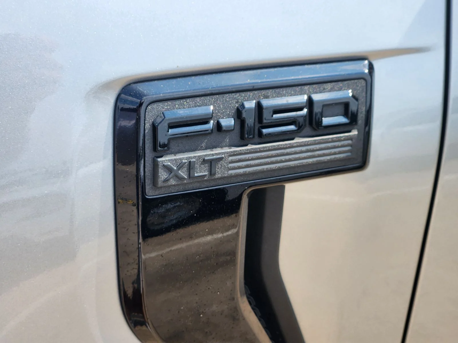 Used 2024 Silver Ford XLT image 11
