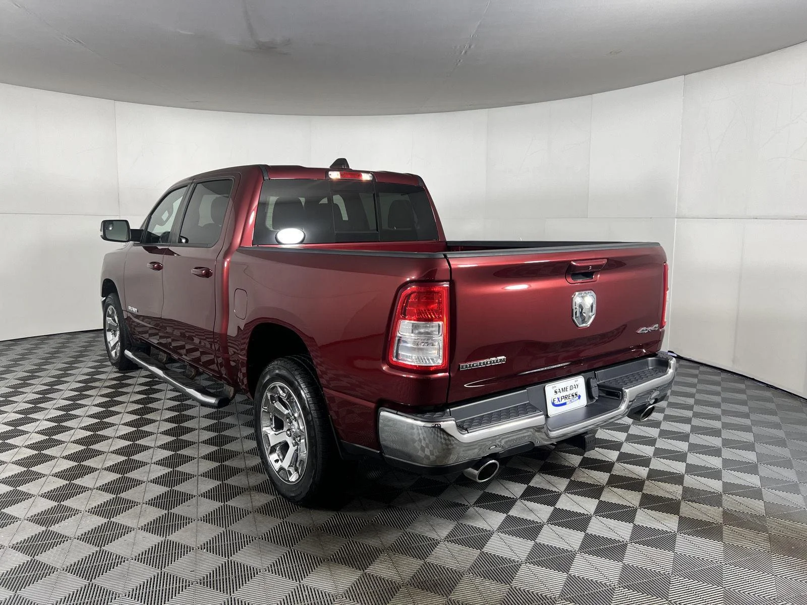 Used 2022 Delmonico Red Pearlcoat Ram Big Horn image 5