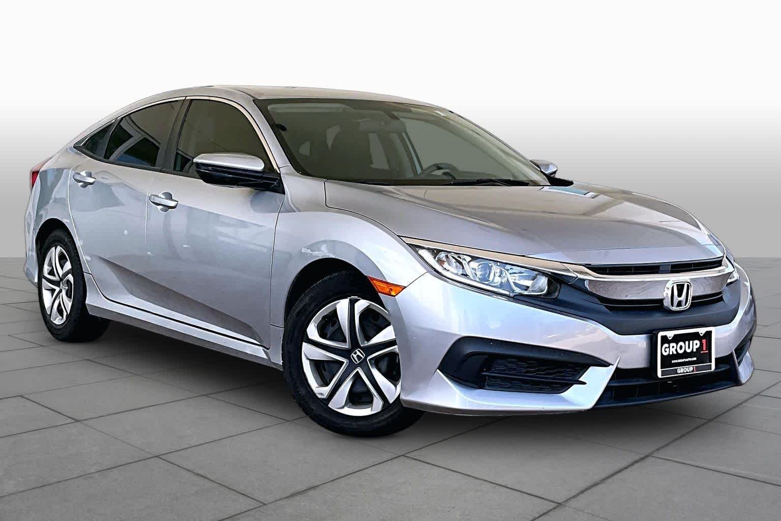 Used 2016 Lunar Silver Metallic Honda LX image 3