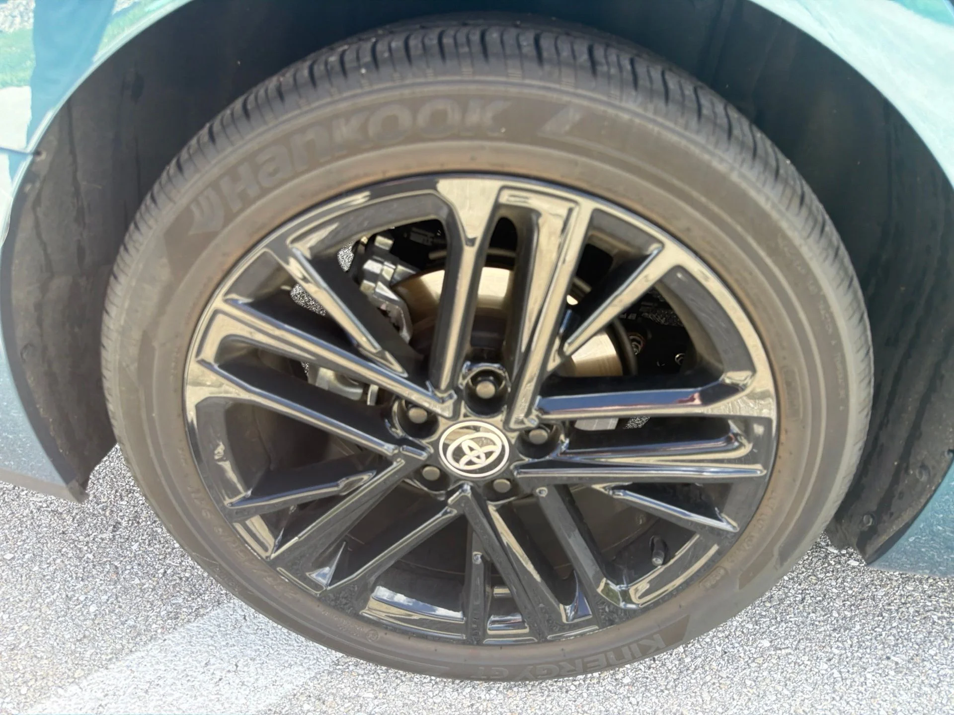 Used 2025 Ocean Toyota SE image 11