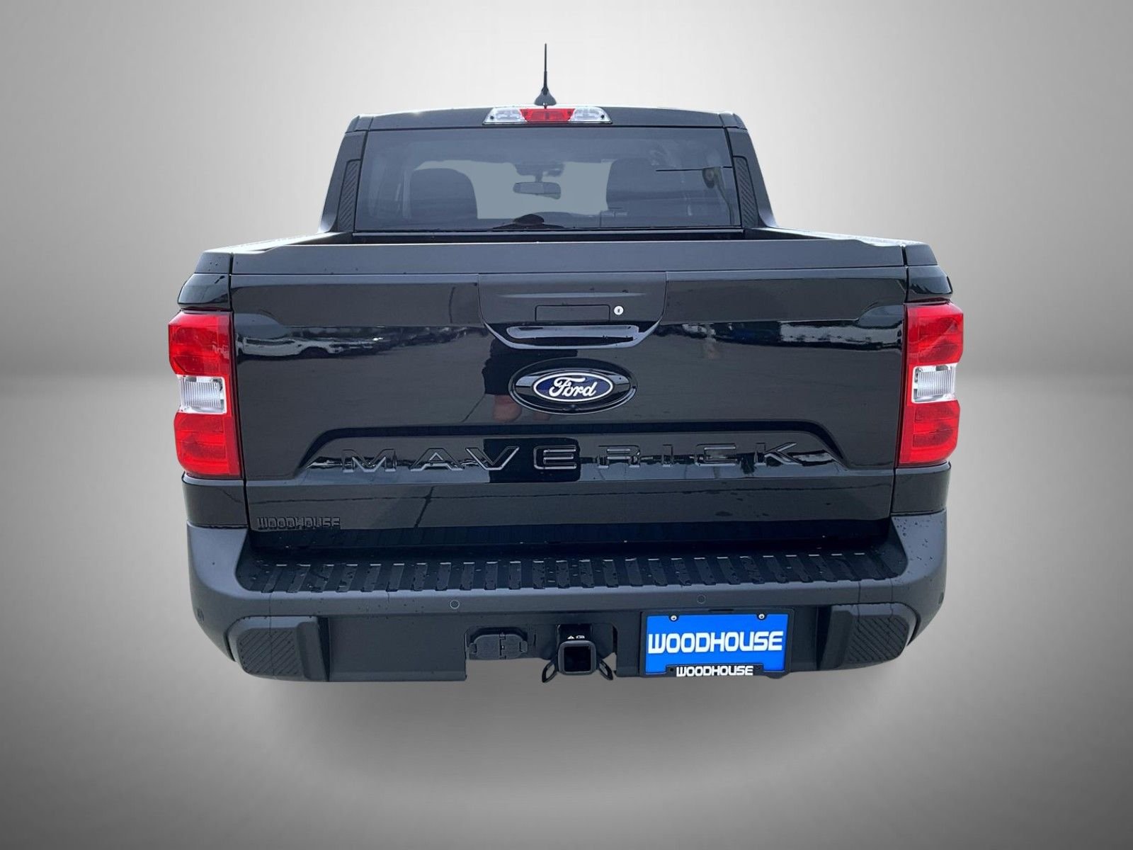 New 2026 Shadow Black Ford XLT image 6