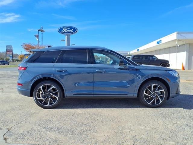 New 2024 Whisper Blue Lincoln Grand Touring image 22