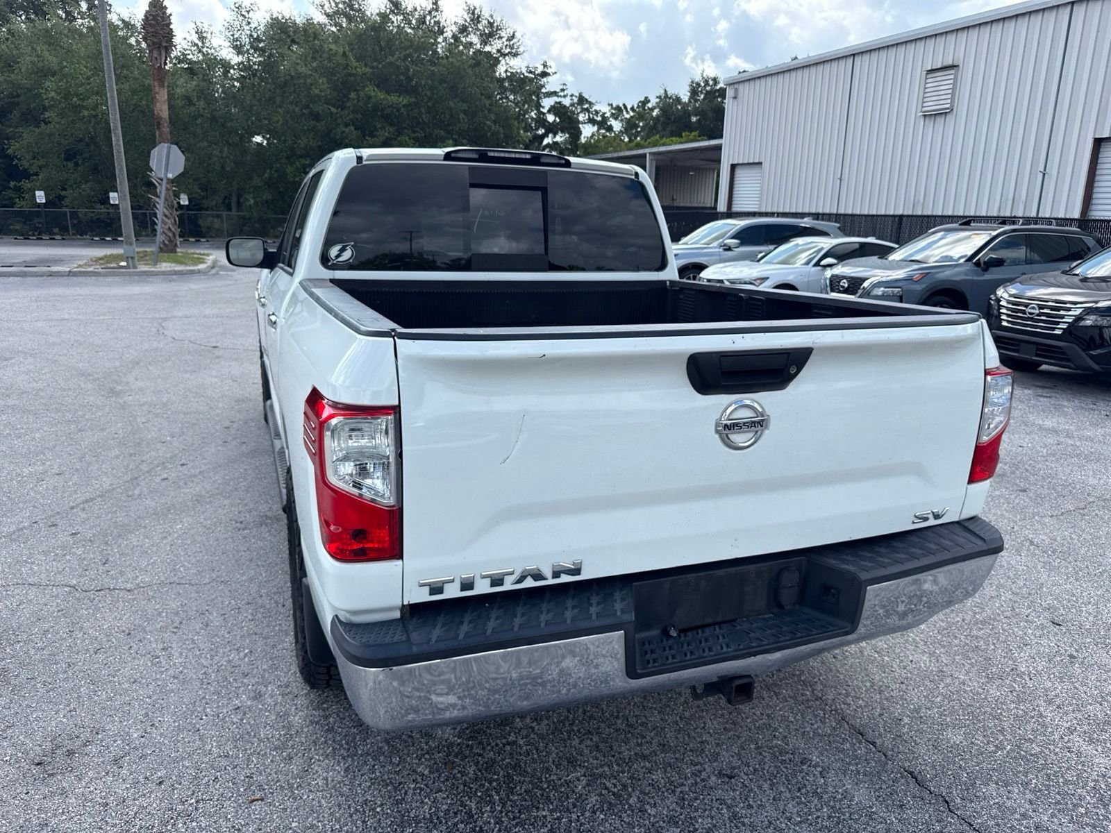 Used 2017 White Nissan SV image 5