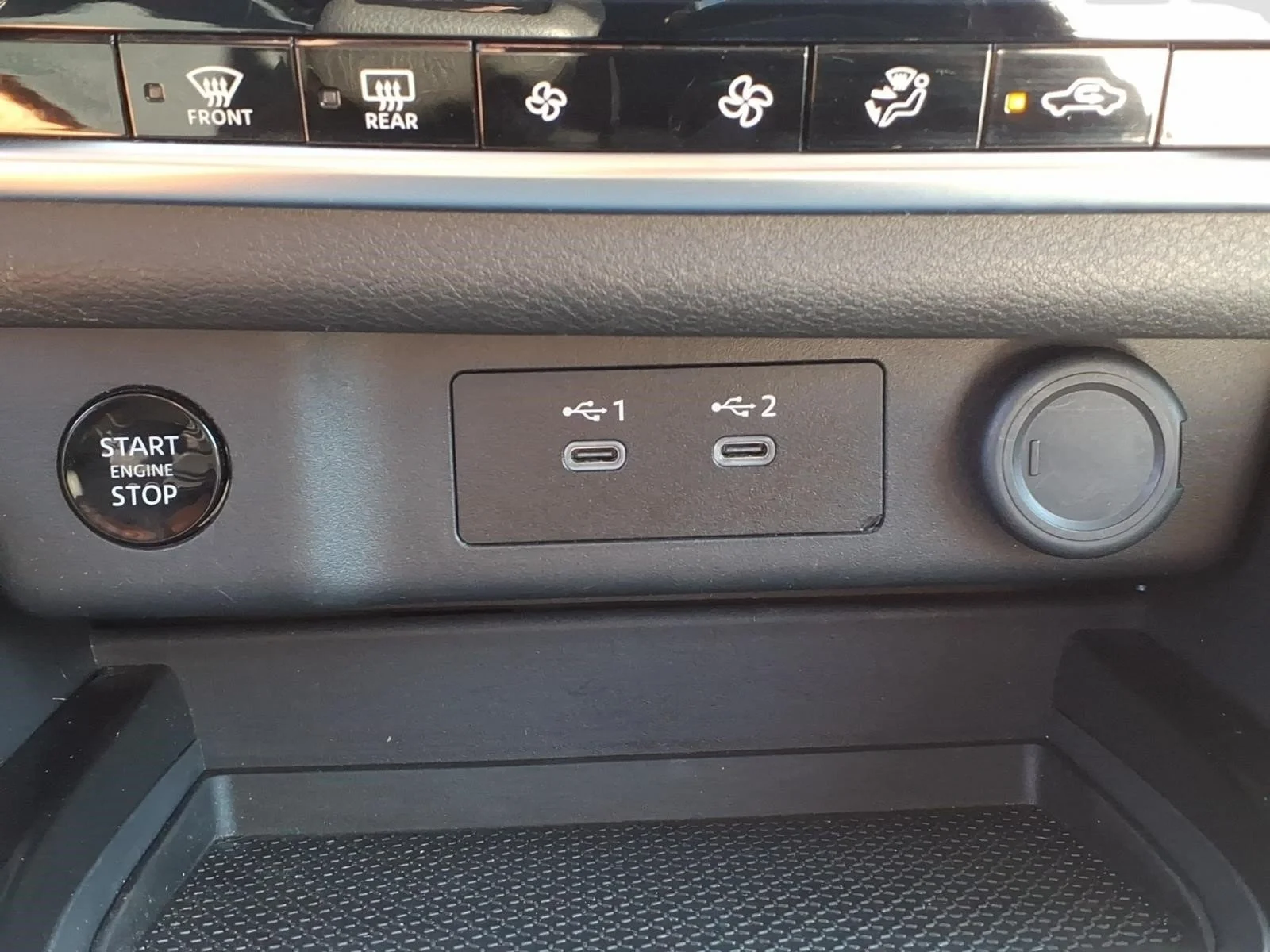 Used 2025 Brilliant Silver Metallic K23 Nissan SV image 18