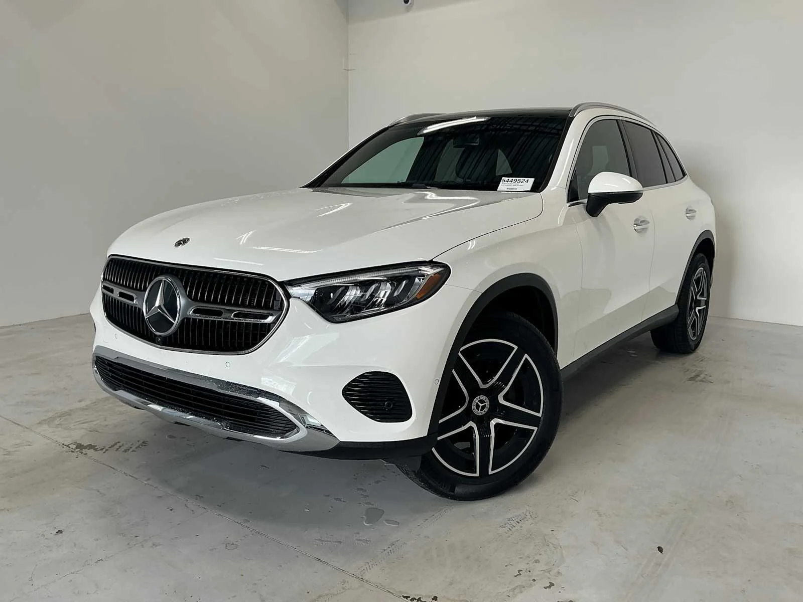 Certified Used 2026 Polar White Mercedes-Benz GLC 300 image 3