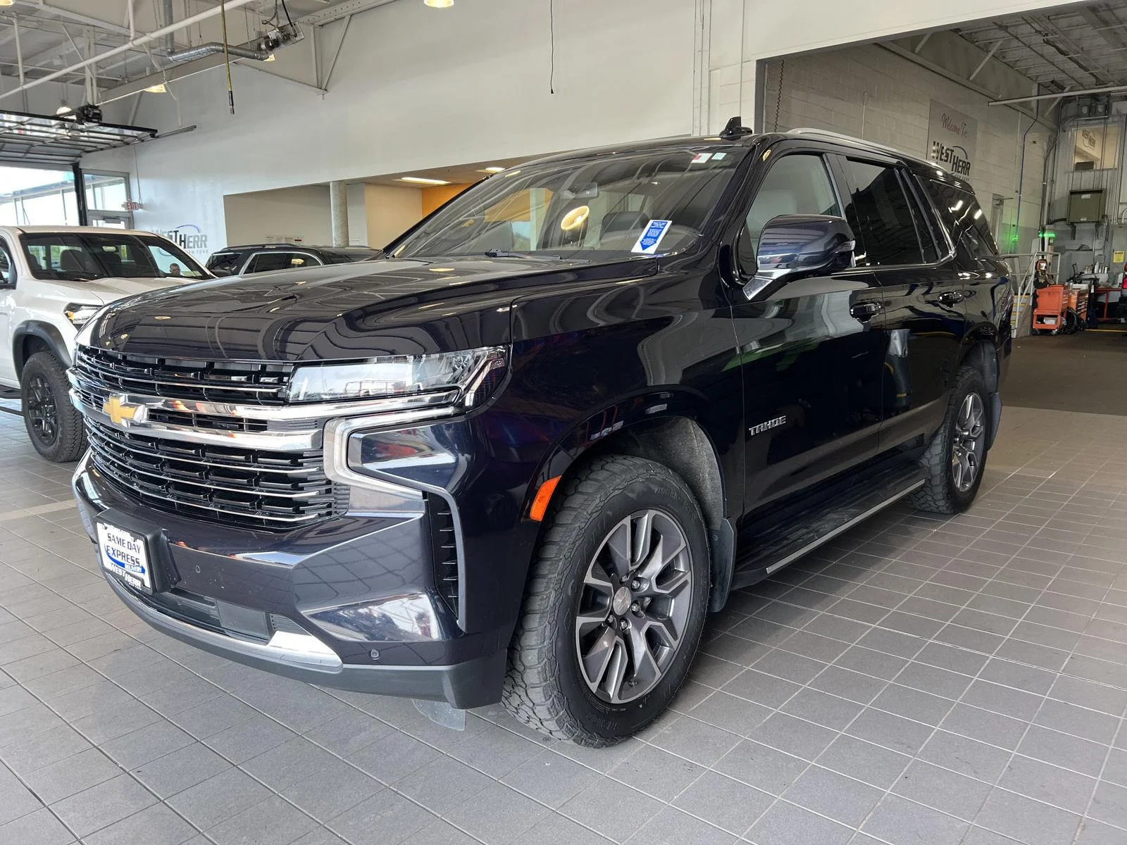 Used 2022 Midnight Blue Metallic Chevrolet LT image 4