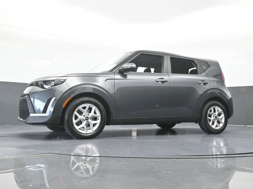 Used 2024 Gravity Gray Kia S image 53