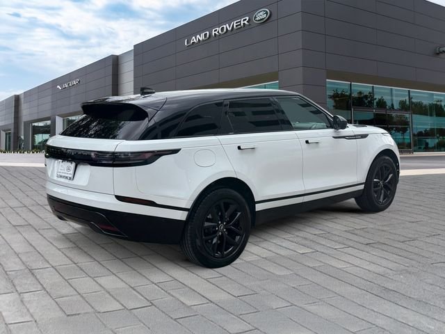 Certified Used 2026 White Land Rover Dynamic SE image 5