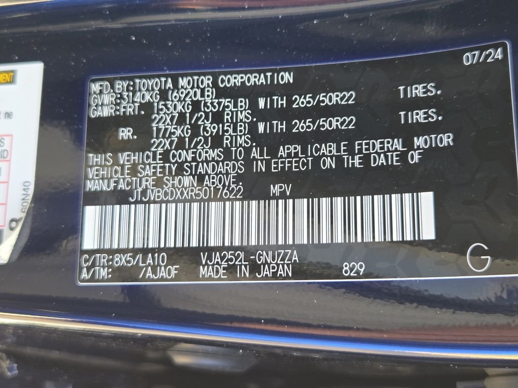 Used 2024  Lexus 550 Luxury+ image 33