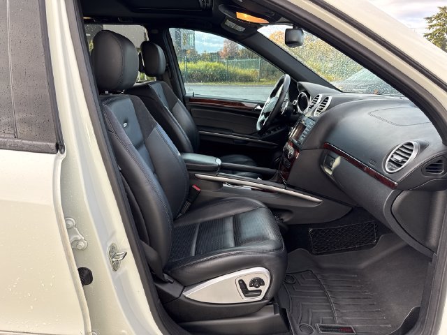 Used 2010 Arctic White Mercedes-Benz ML 63 AMG® image 10