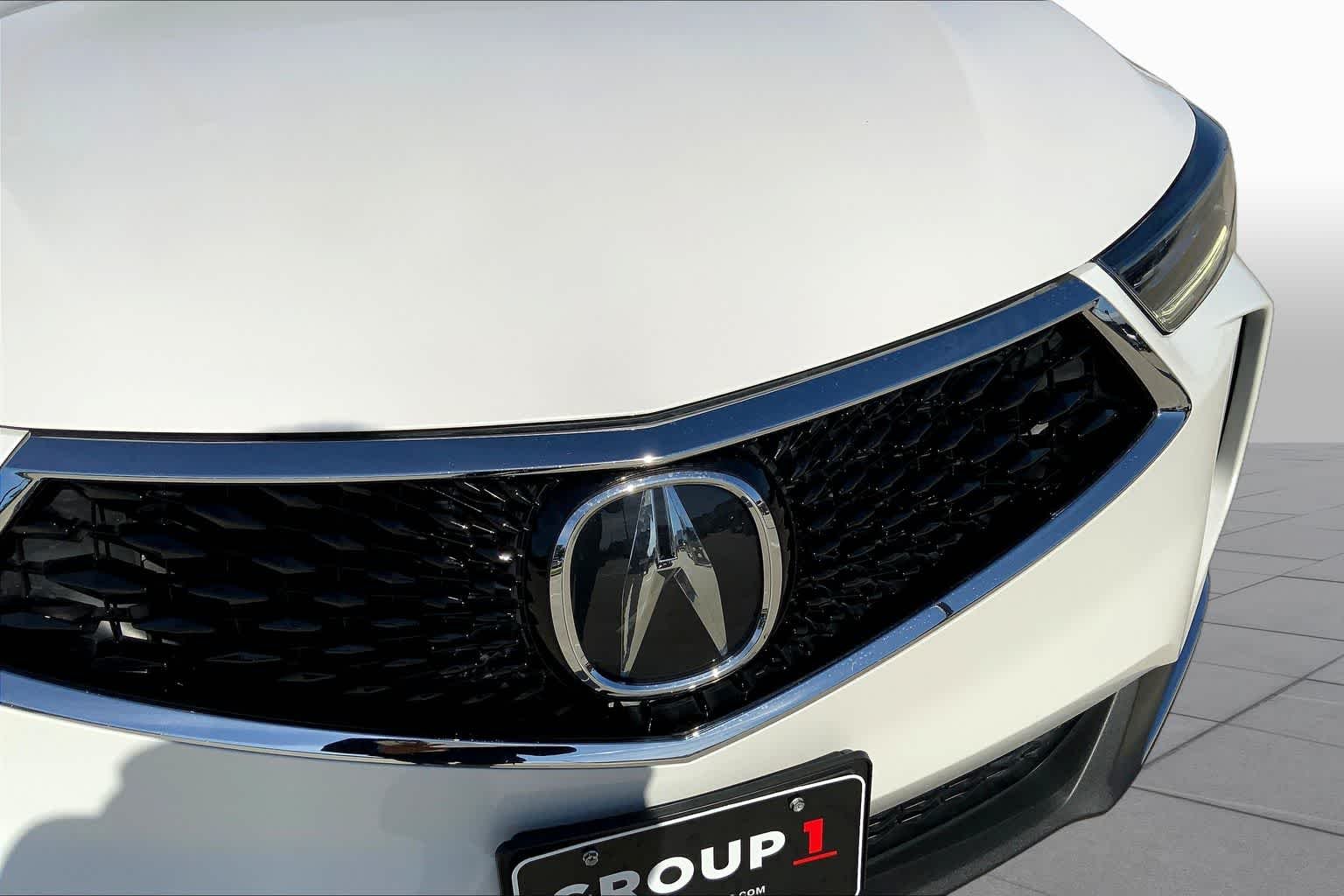 Used 2024 Platinum White Pearl Acura  image 41