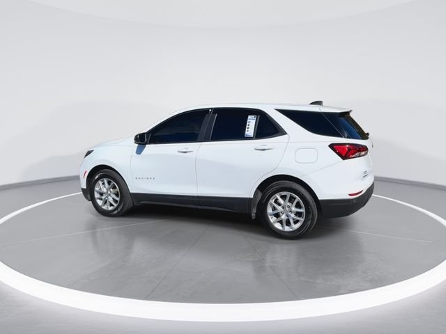 2022 Chevrolet Equinox LS - Photo 8