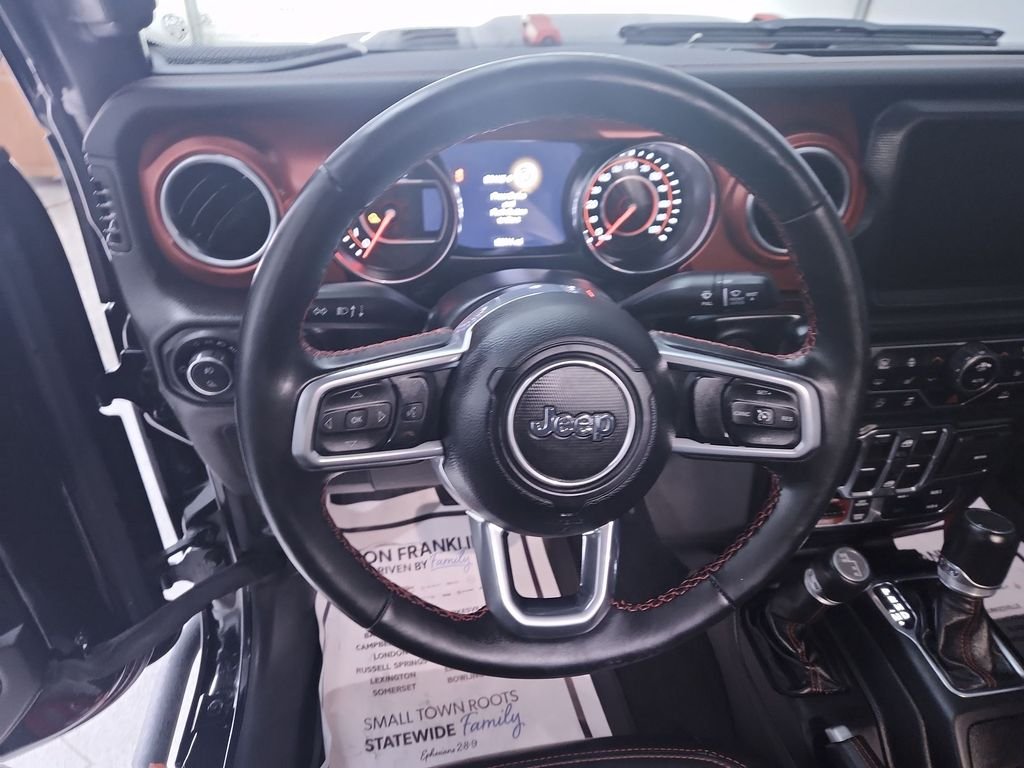 Used 2022 Black Jeep Rubicon image 14