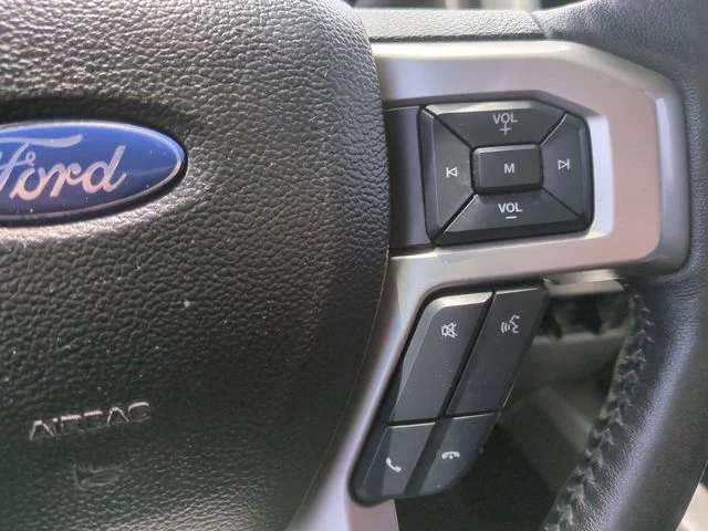 Used 2018 Silver Ford Lariat image 26