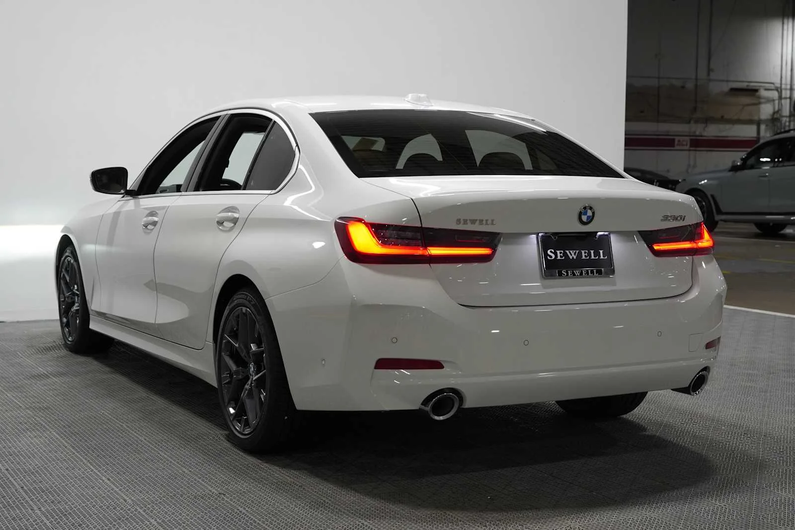 New 2026 Alpine White BMW 330i NA image 3
