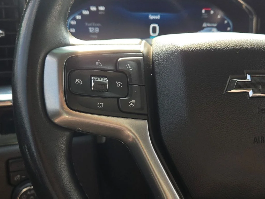 Used 2024 White Chevrolet RST image 27