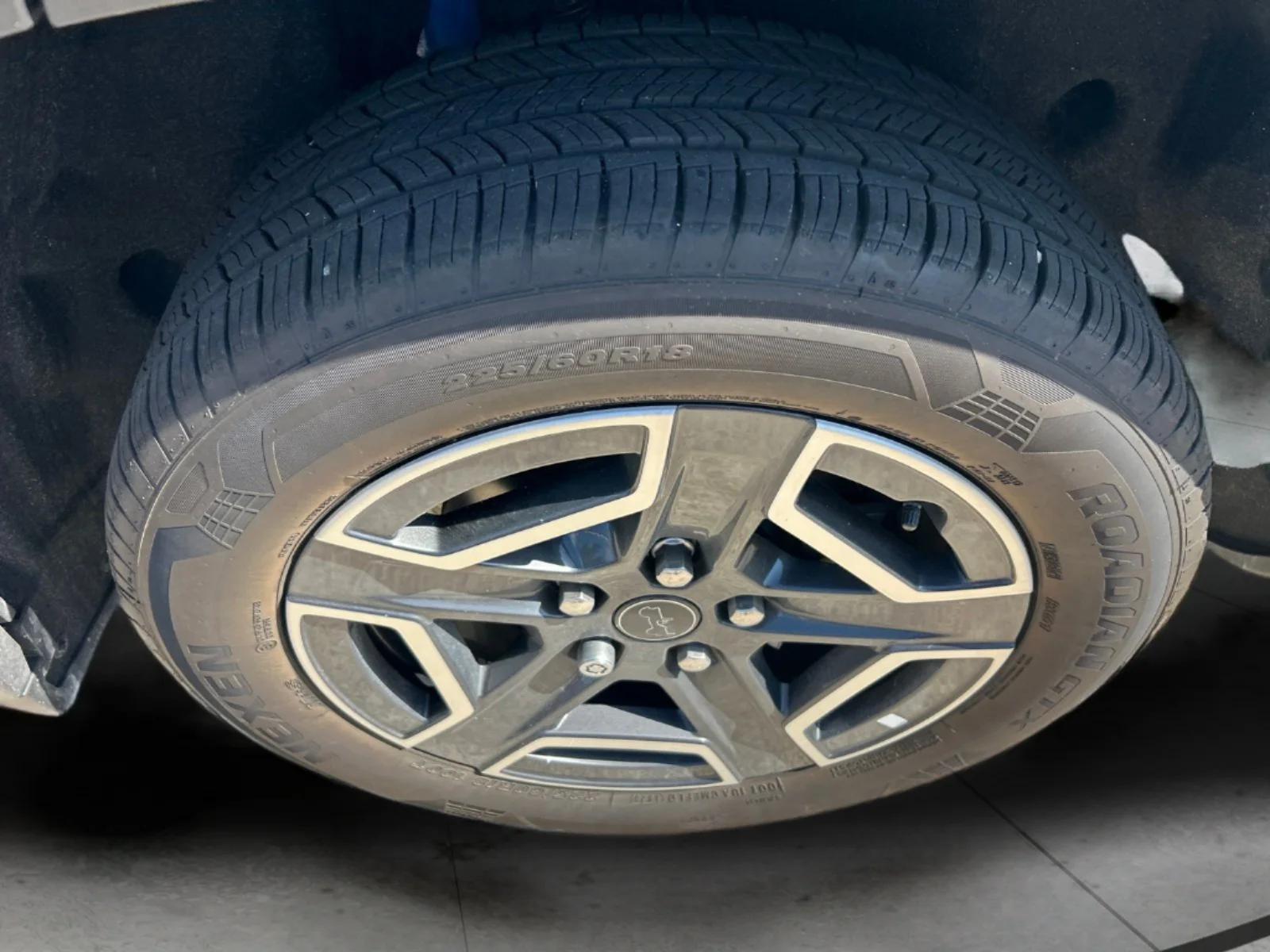 Used 2026 Blue Pearl Jeep Laredo image 39