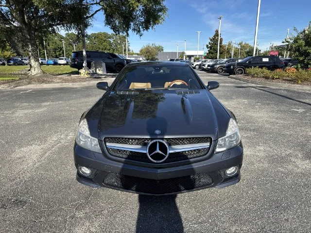 Used 2011 Gray Mercedes-Benz SL 550 image 2
