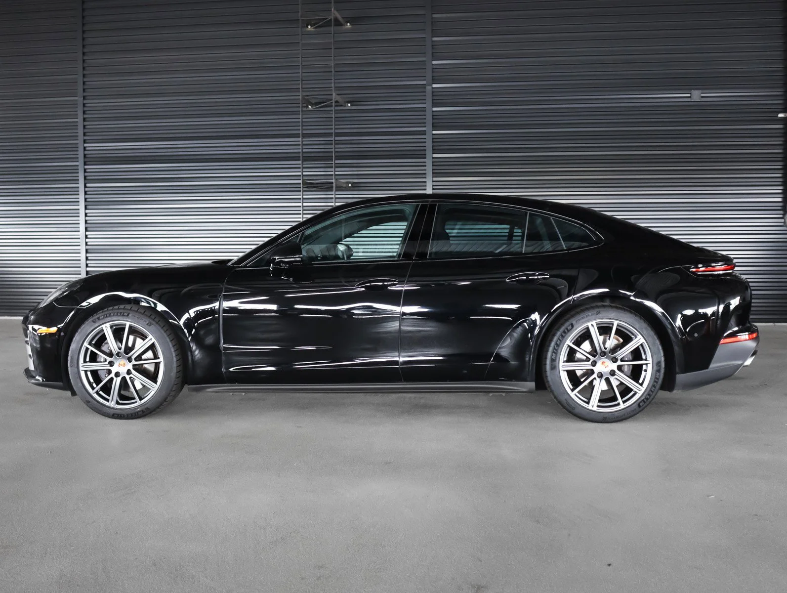 Used 2025 Black Porsche  image 2