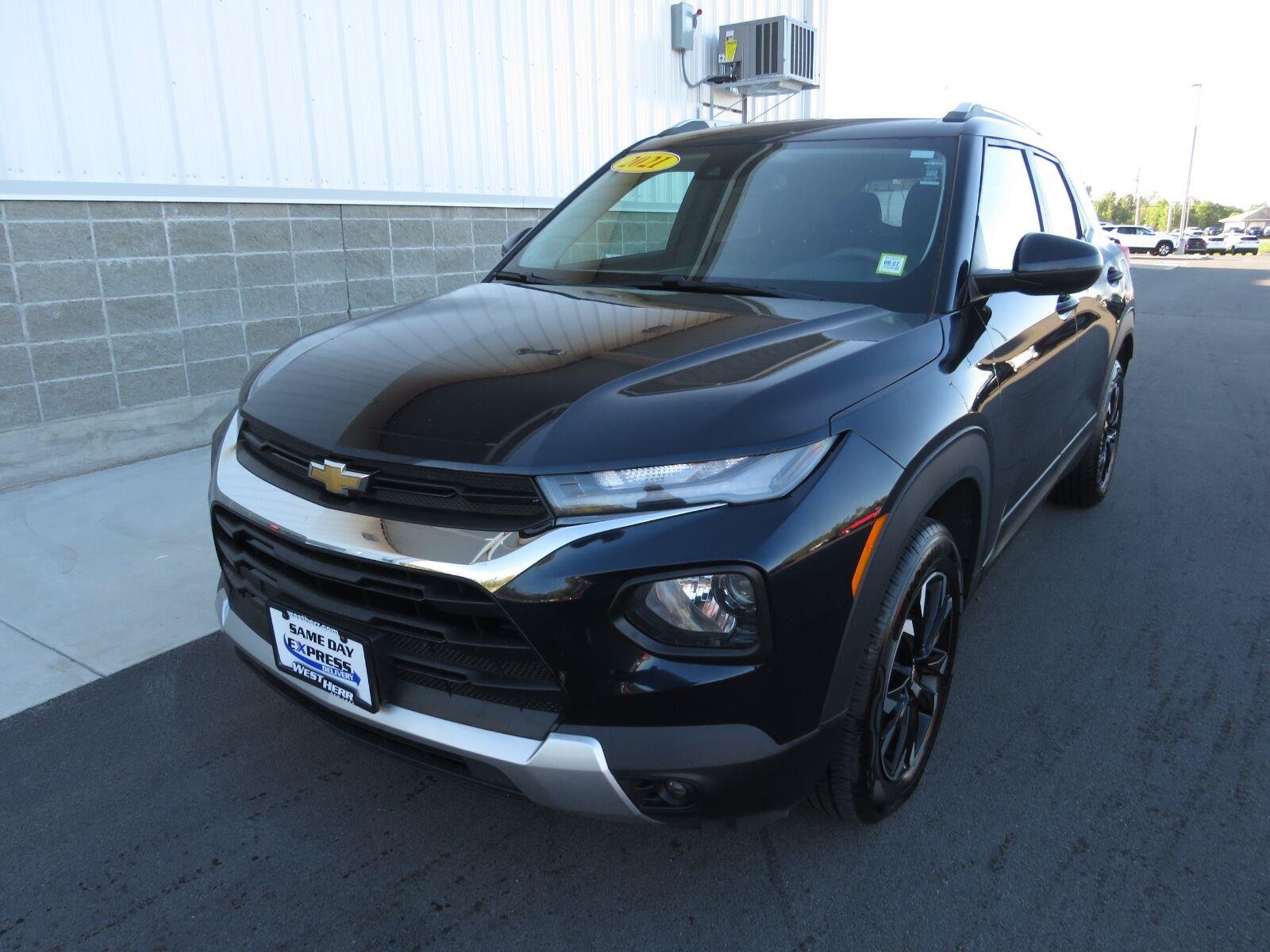 Used 2021 Midnight Blue Metallic Chevrolet LT image 12