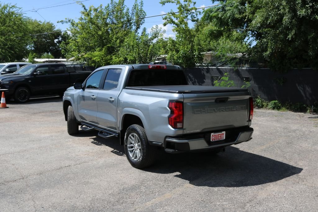 Used 2024 Gray Chevrolet LT image 3