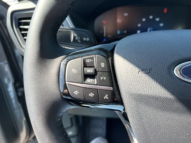2025 Ford Escape Plug-in hybrid PHEV - Photo 18