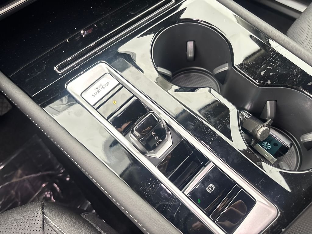 2026 Volkswagen Atlas SE w/Tech - Photo 23