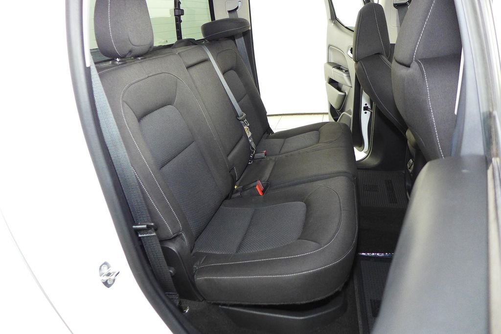 Used 2016 White Chevrolet LT image 18