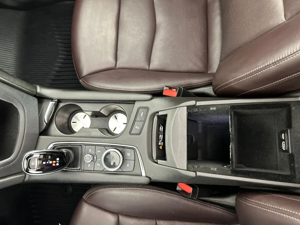 Used 2020 Silver Cadillac Premium Luxury image 15