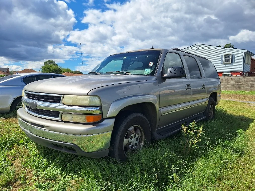 2002 Chevrolet Suburban LS