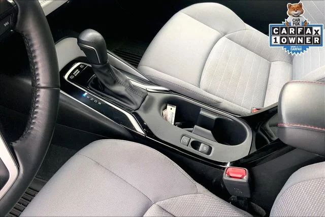 2025 Toyota Corolla SE - Photo 17