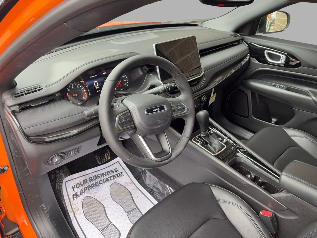 New 2026 Joose (DISC) Jeep Limited image 9