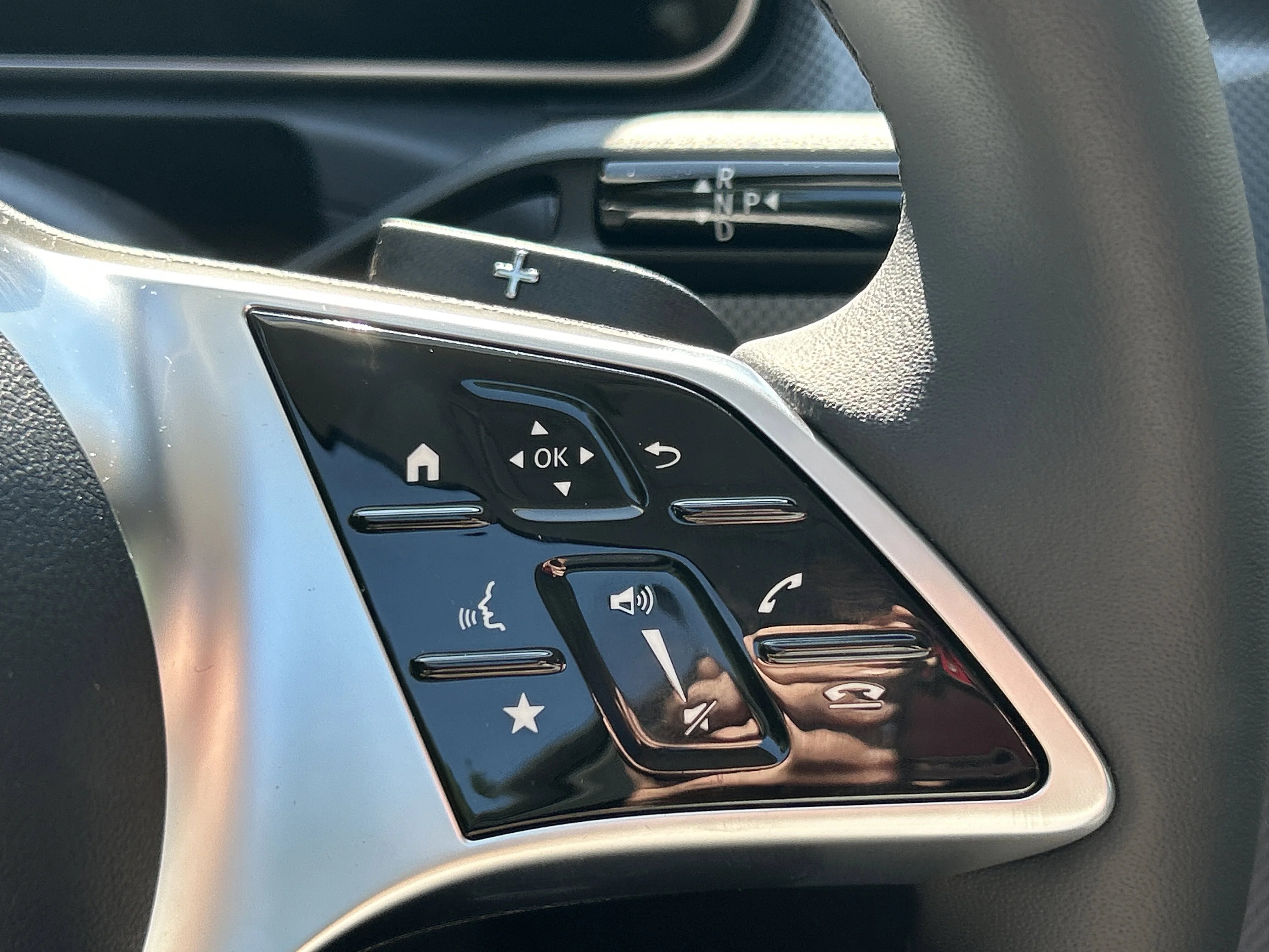 New 2026 Polar White Mercedes-Benz C 300 4MATIC® Sedan image 27