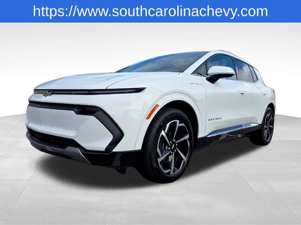 Used 2024 Summit White Chevrolet 2LT image 39
