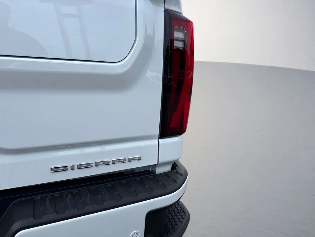 New 2026 Glacier White Tricoat GMC Denali Ultimate image 40