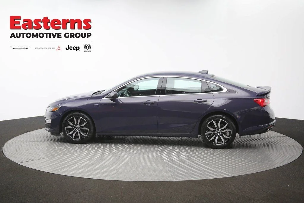 Used 2025 Black Chevrolet RS image 60