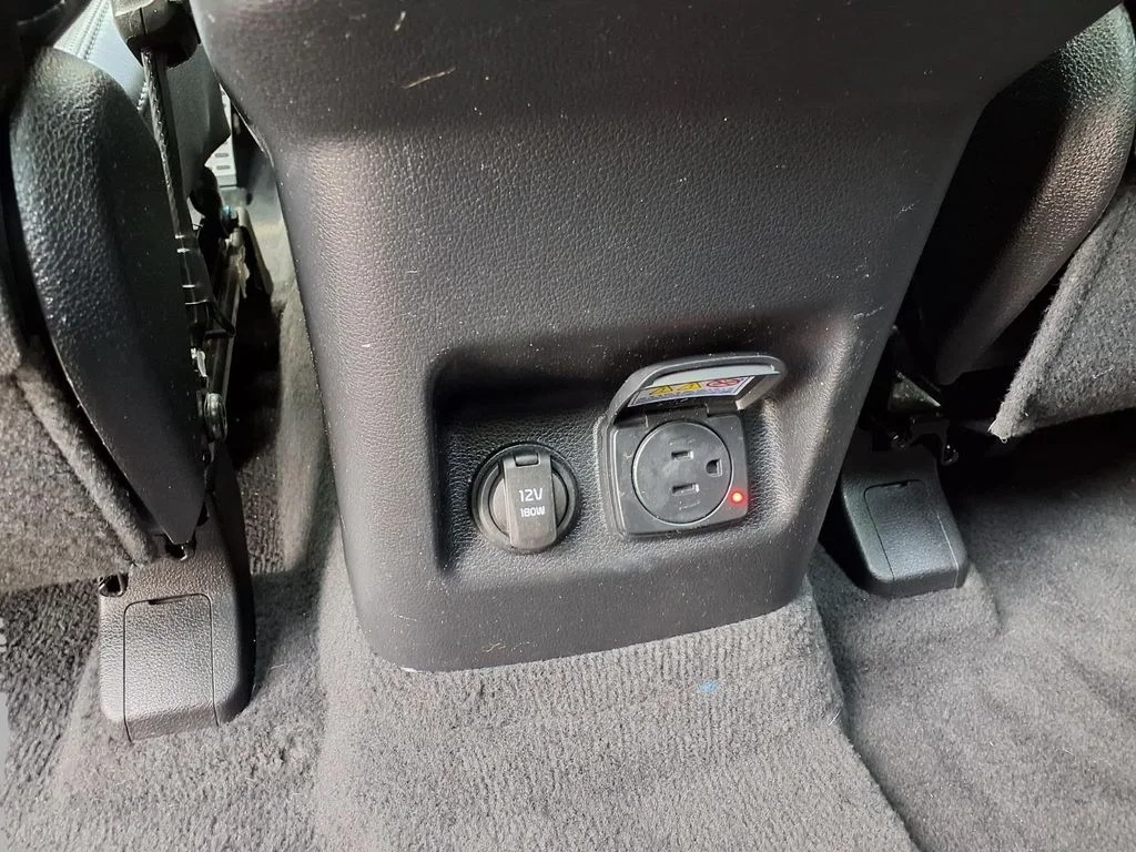 Used 2022 Gray Kia SX image 25
