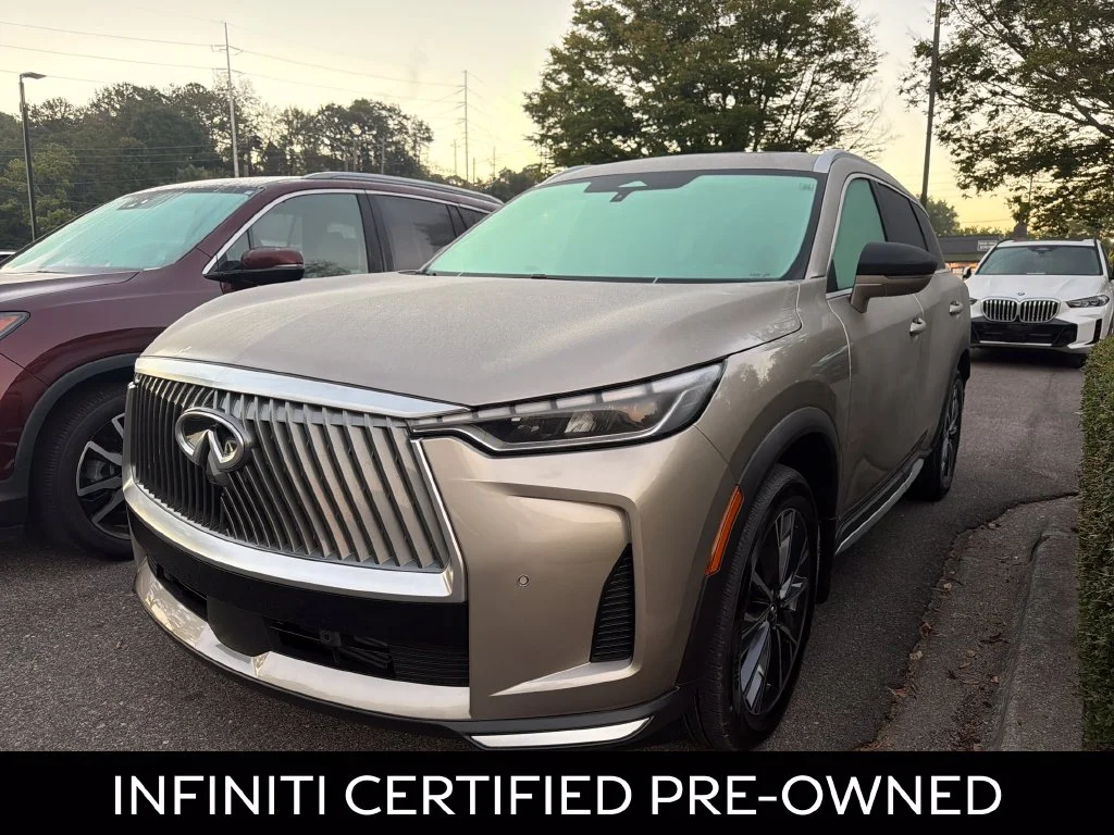 Certified Used 2026 Warm Titanium INFINITI LUXE image 3