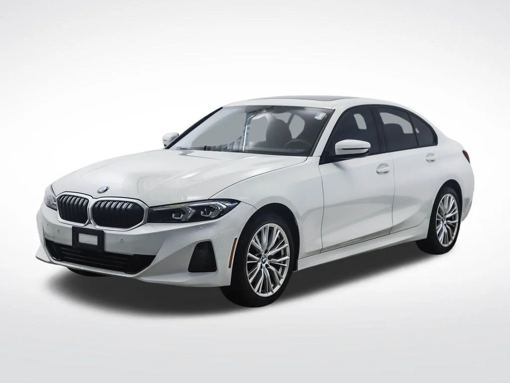 2023 BMW 3 Series 330i xDrive Sedan's photo