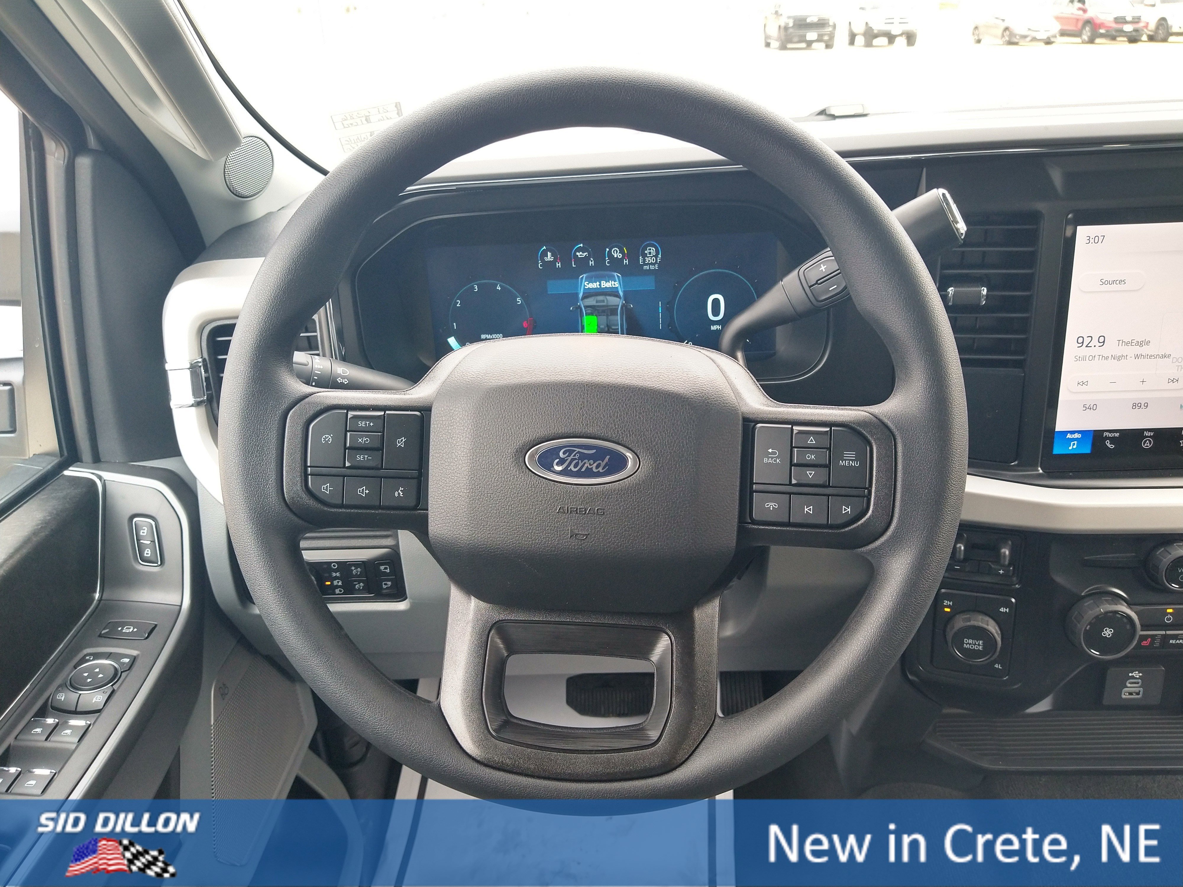 New 2026 Oxford White Ford XLT image 2