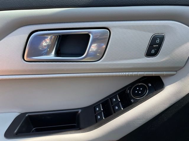 New 2026 Agate Black Metallic Ford Active image 15