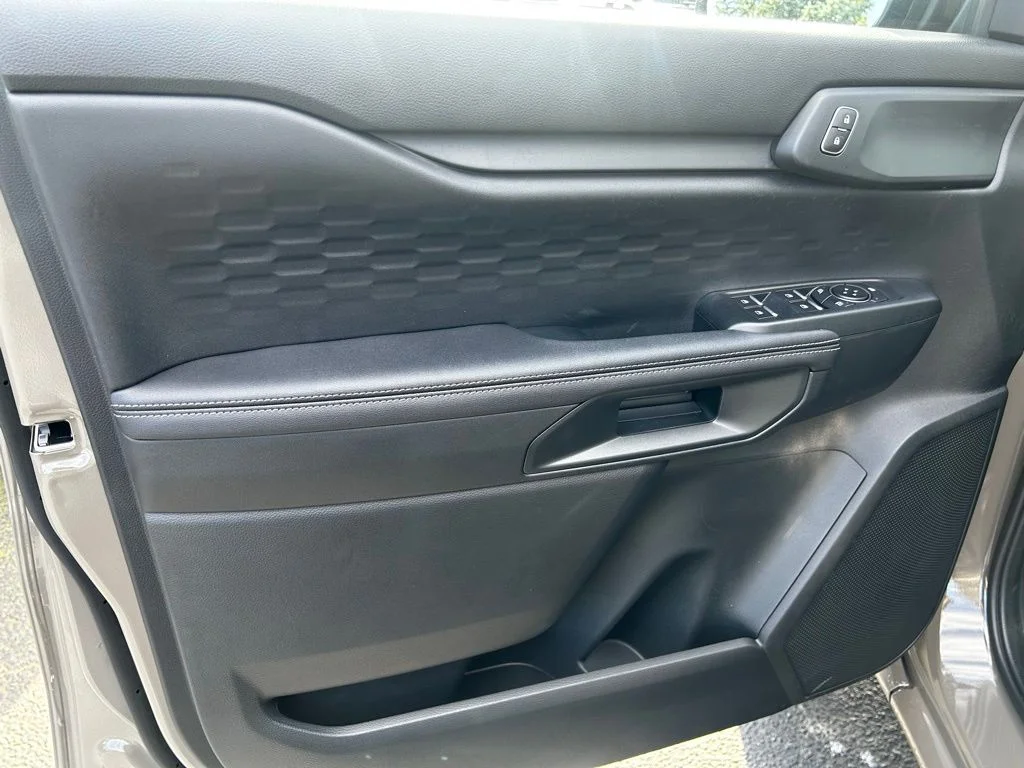 New 2026 Marsh Gray Ford XLT image 13